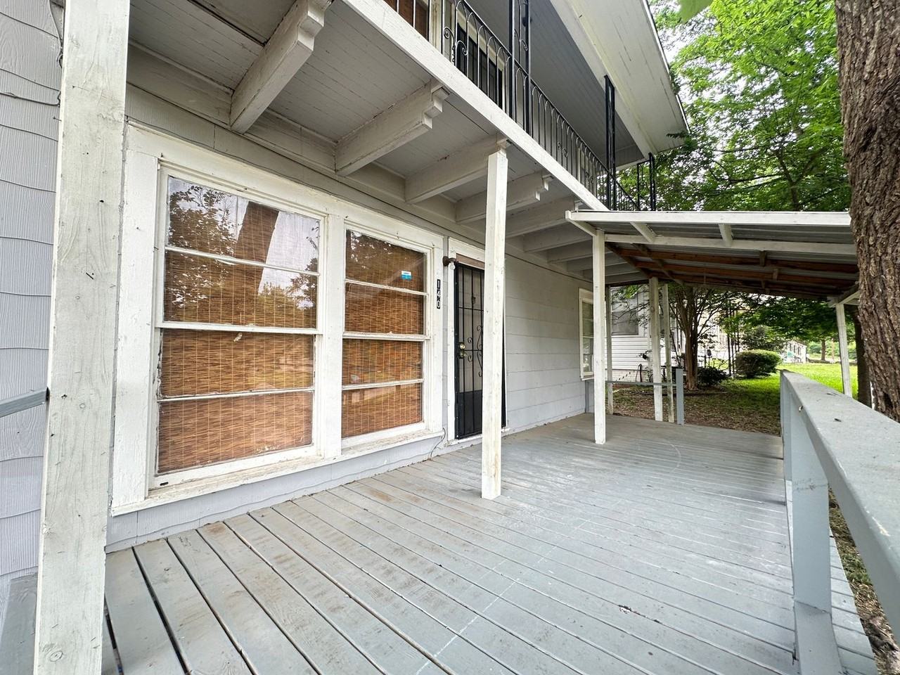 East Wilkinson Duplex - Photo 2 of 26