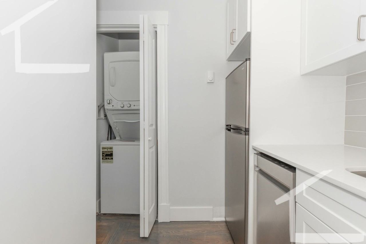 75 Park Dr - Photo 5 of 8