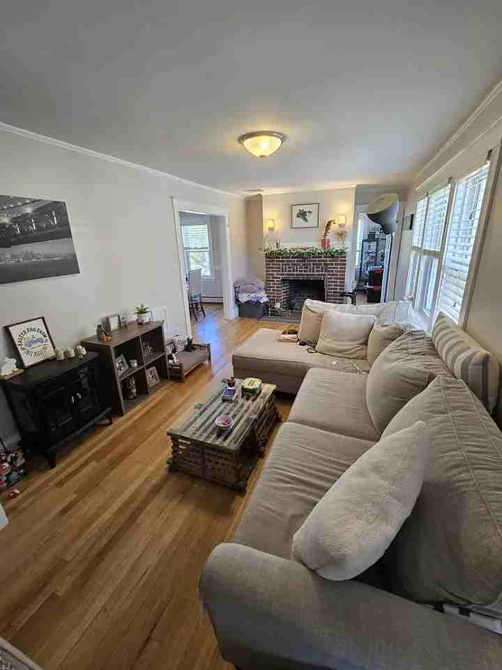 109 Jewett St - Photo 5 of 15