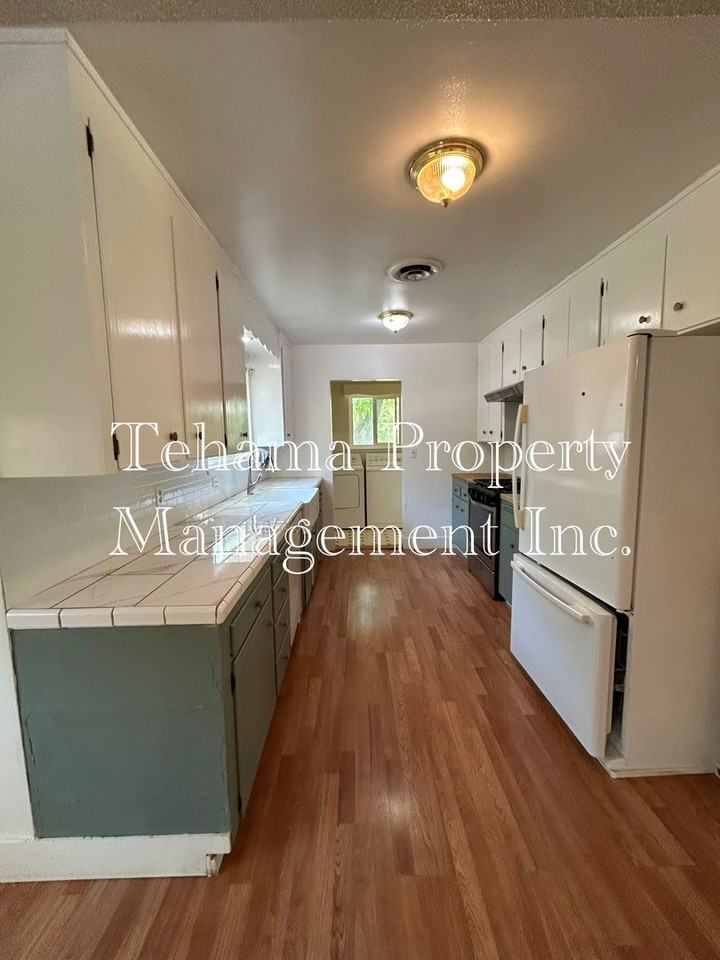 25070 Tehama Vina Rd - Photo 5 of 19