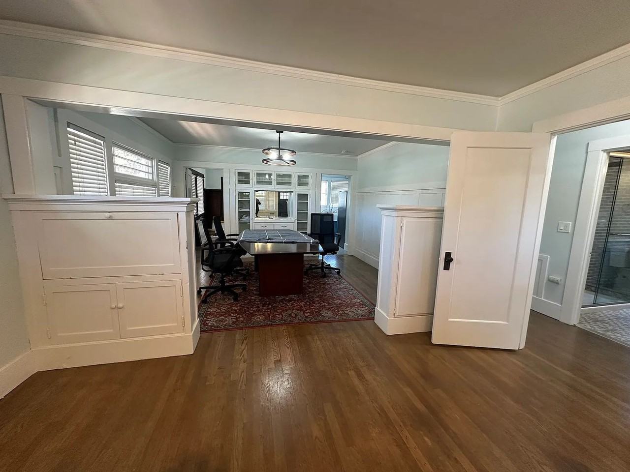 940 Santa Rosa St - Photo 3 of 13