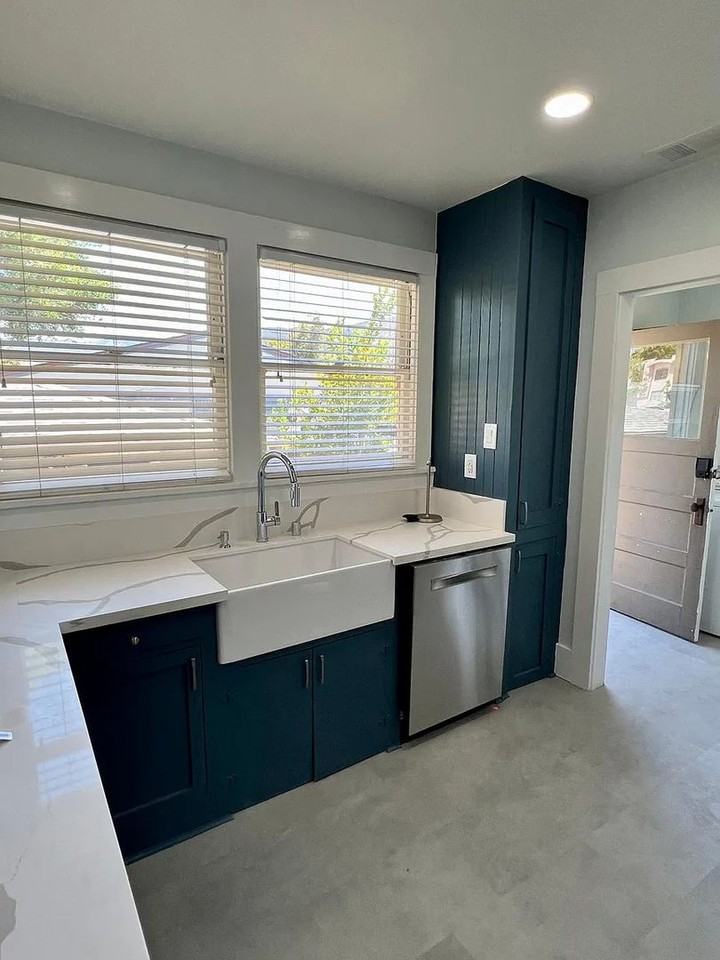 940 Santa Rosa St - Photo 7 of 13