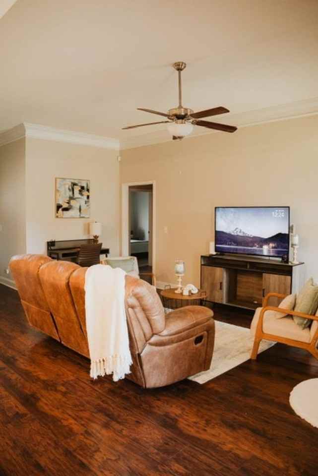 103 Abney Ct - Photo 4 of 41