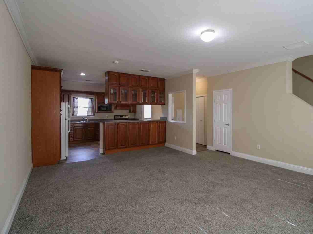 126 Meadows Ln - Photo 6 of 23