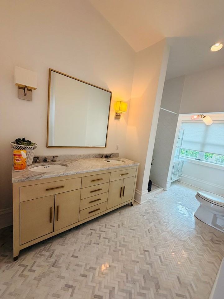 2525 Jane St - Photo 7 of 15