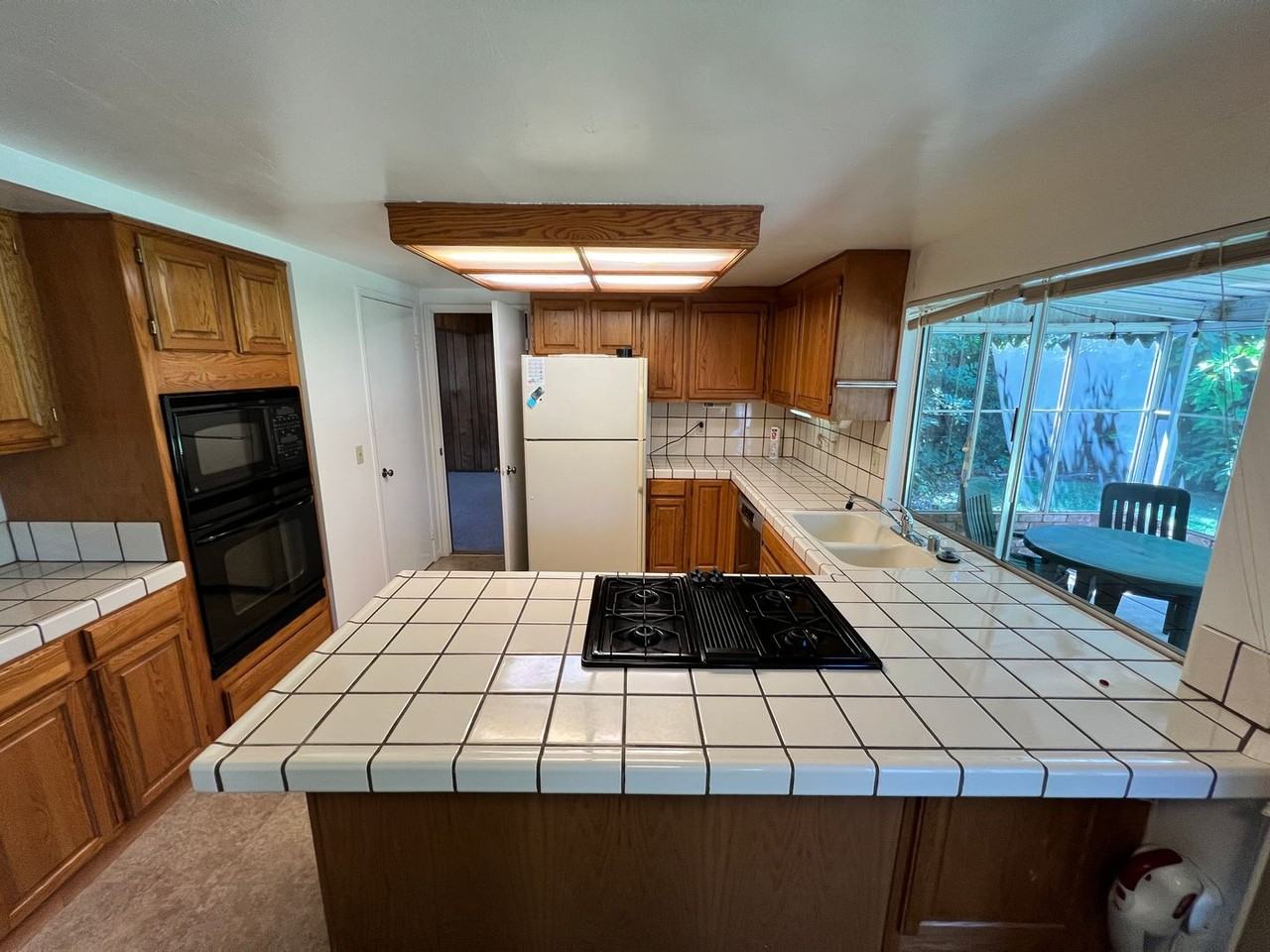413 Del Oro Ave - Photo 4 of 31