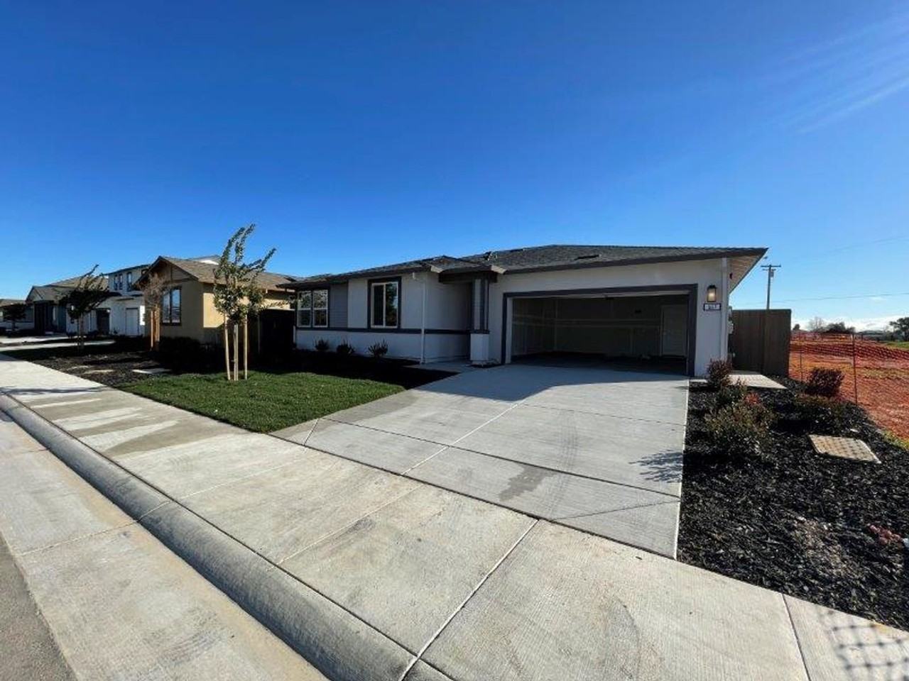 567 Nathaniel Ave - Photo 2 of 26
