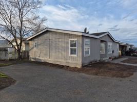 featured image of 341 Nw Hemlock Ct
