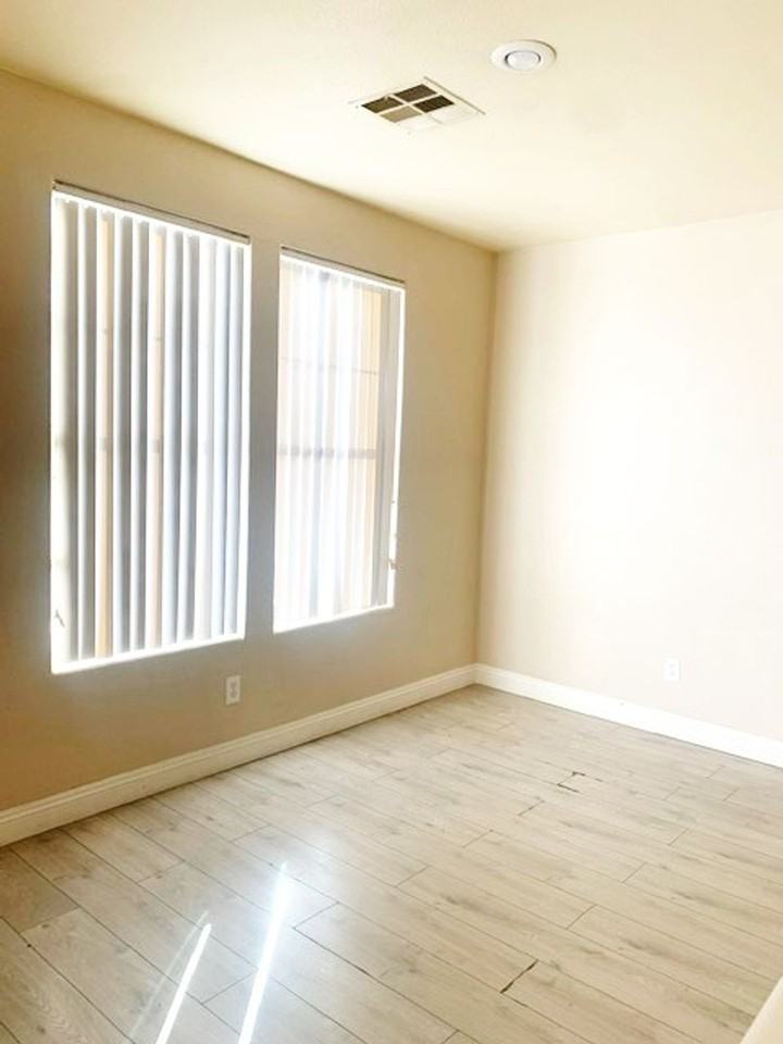 2624 Spider Cactus Ct - Photo 7 of 22