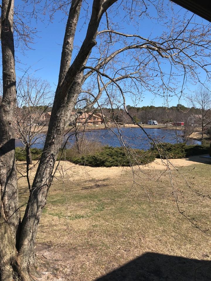 47 Newport Ct - Photo 2 of 6