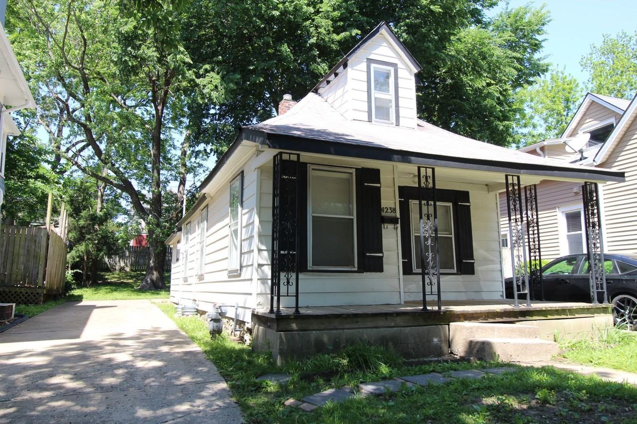 4238 Wyoming St - Photo 2 of 10