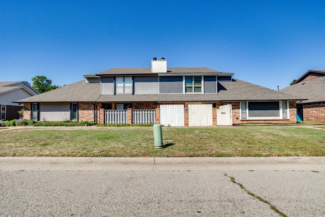 13813 Fairhill Ave - Photo 2 of 33