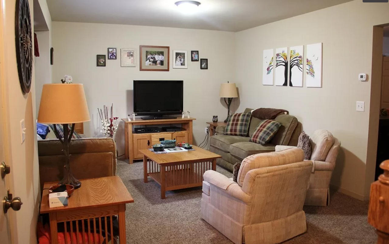 8 Christy Ct - Photo 6 of 12