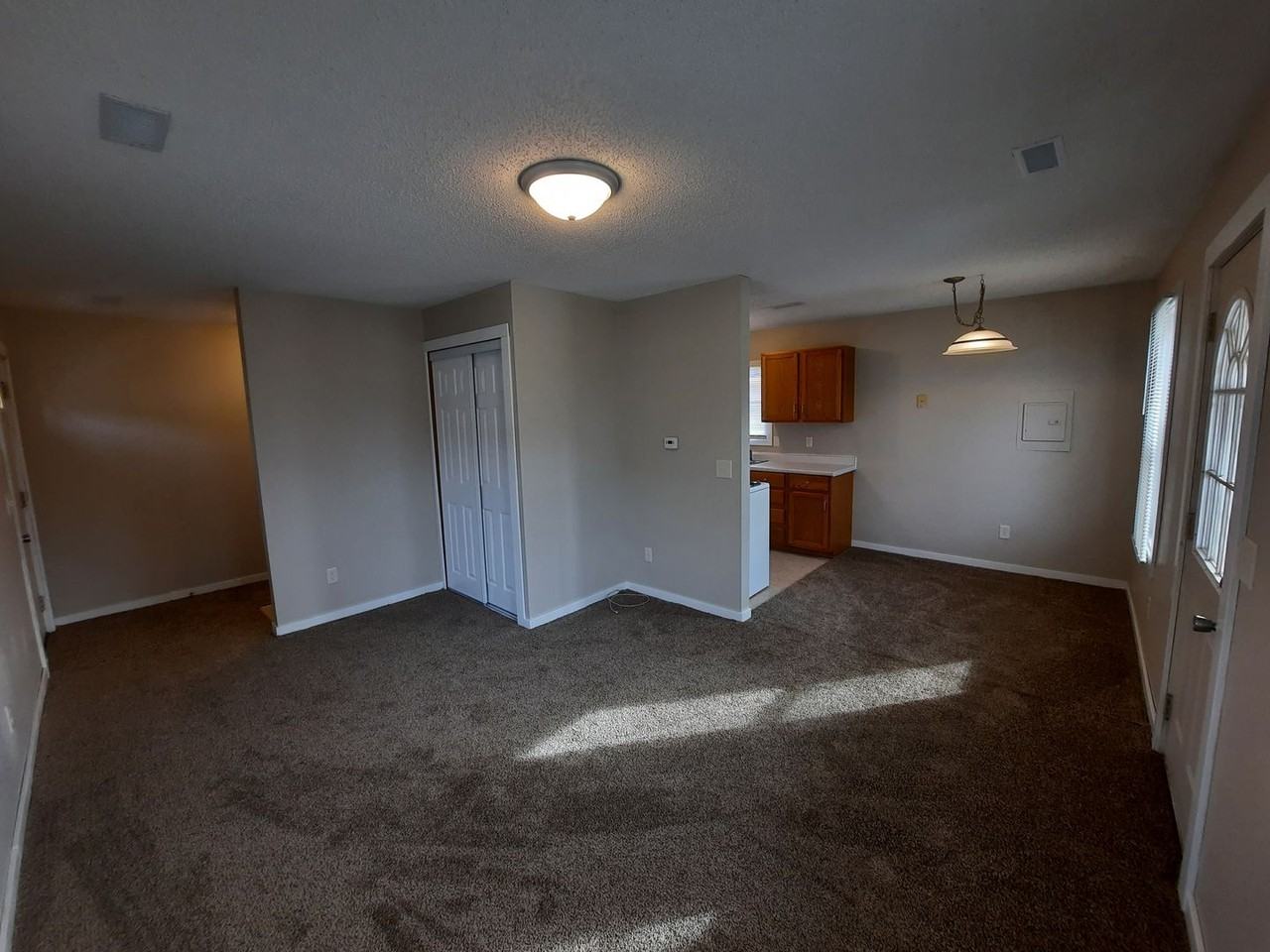 1321 E 27th St - Photo 2 of 12