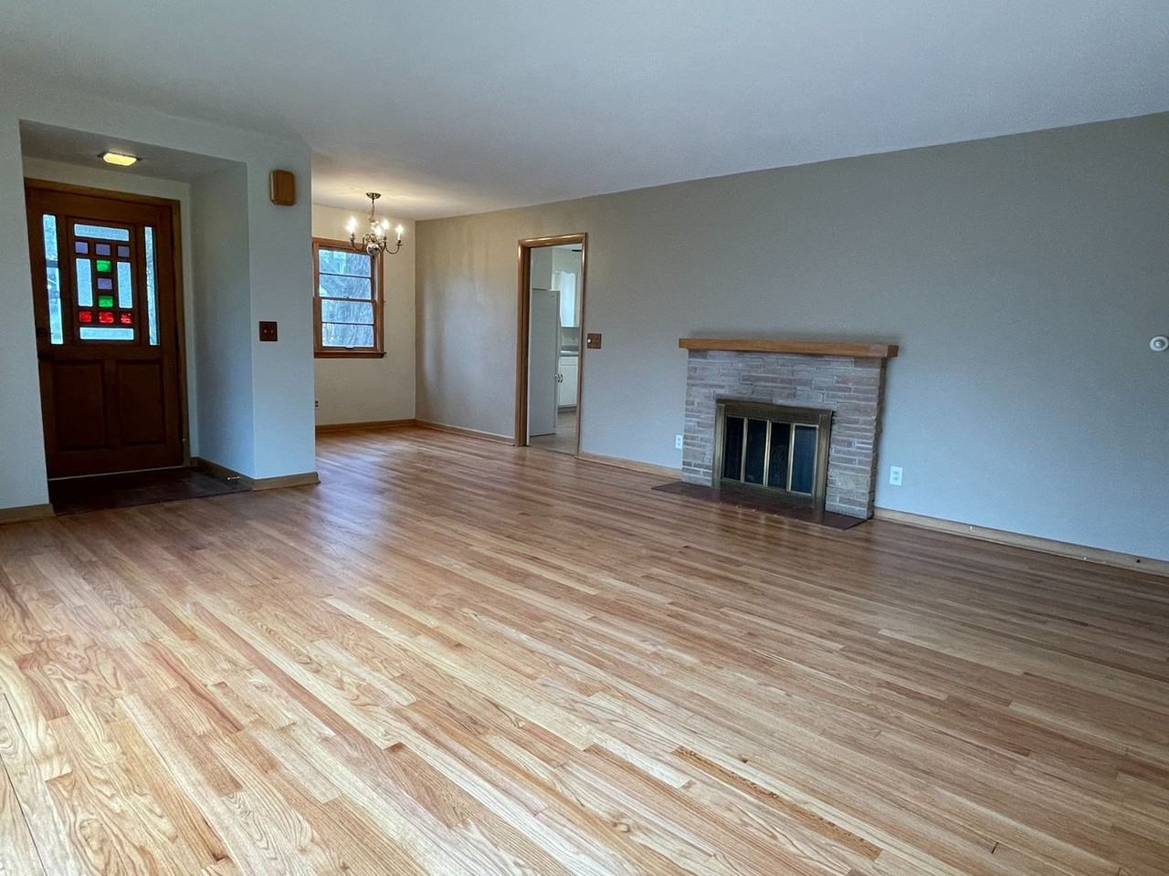 106 Highland Ave - Photo 4 of 16