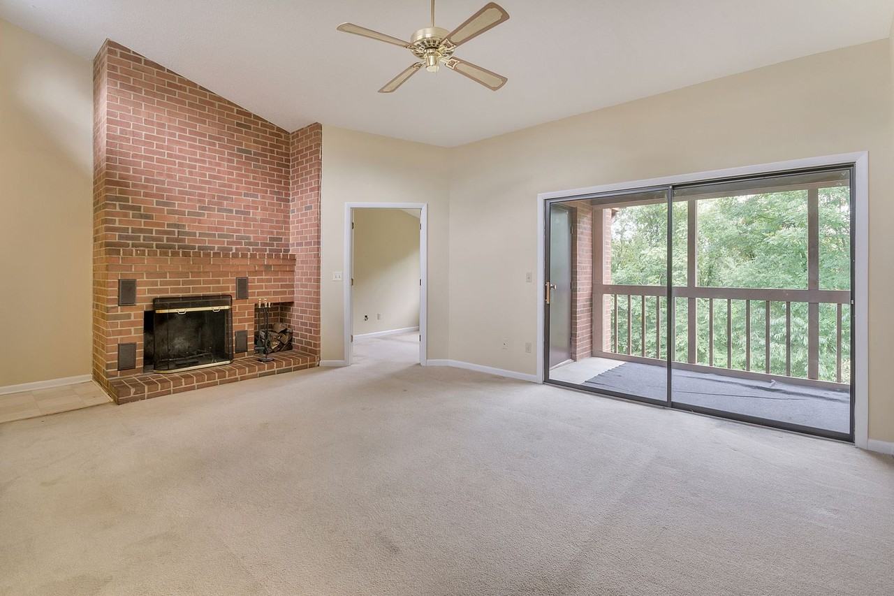 123 Turtle Creek Rd - Photo 2 of 13