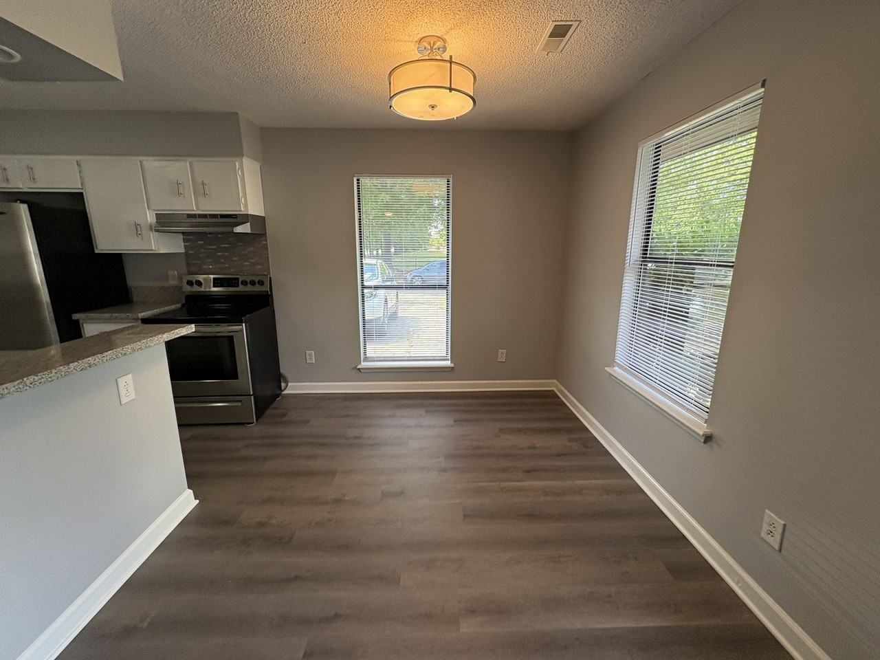 3600 Cobbleridge Dr - Photo 2 of 13