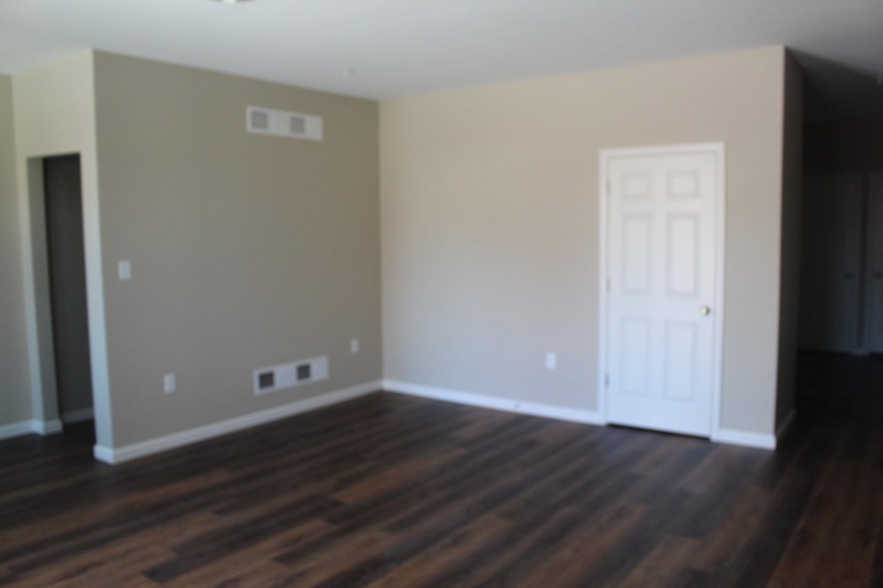 2560 Freysville Rd - Photo 2 of 7