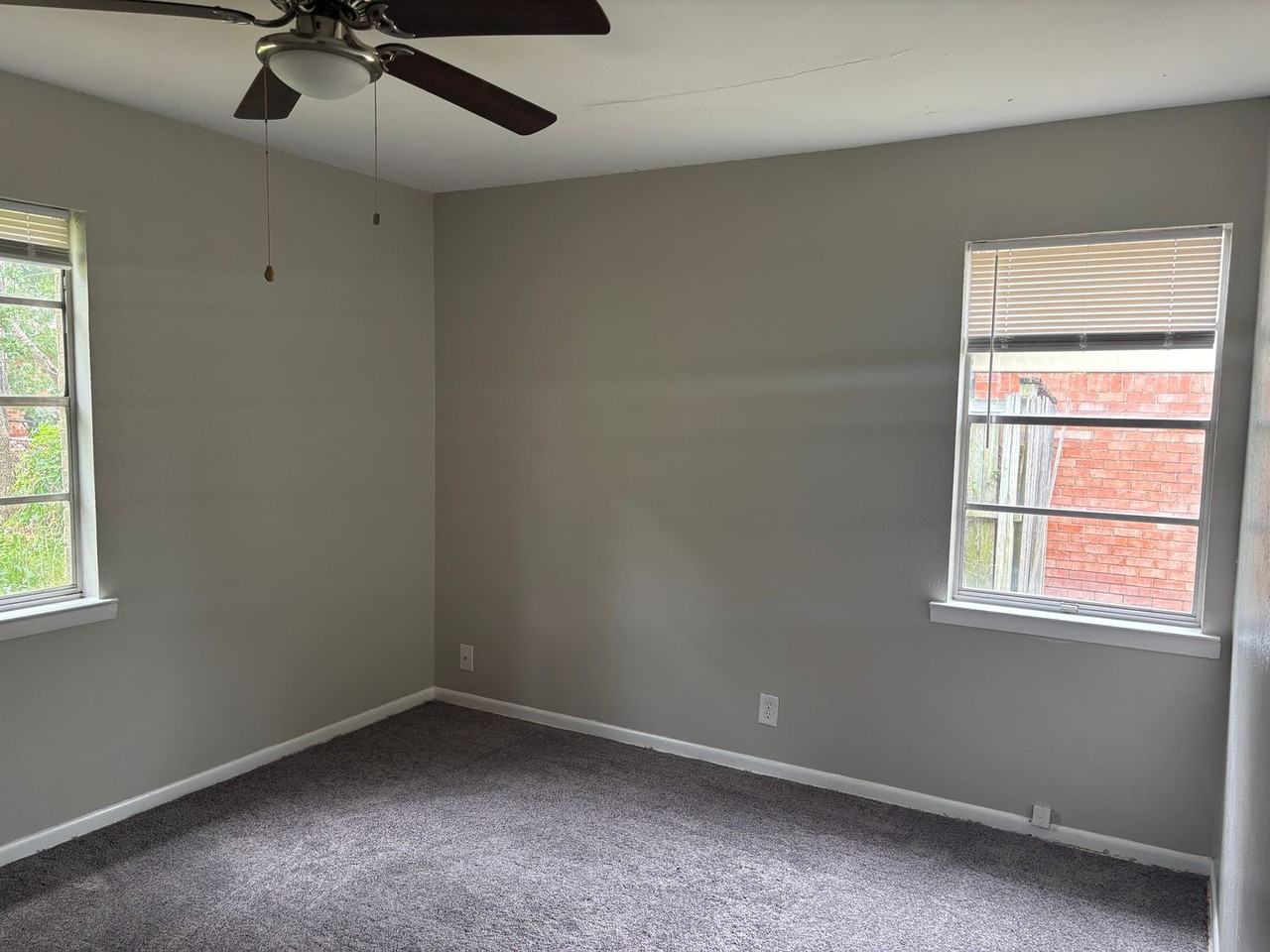 1806 S Travis Ave - Photo 7 of 7