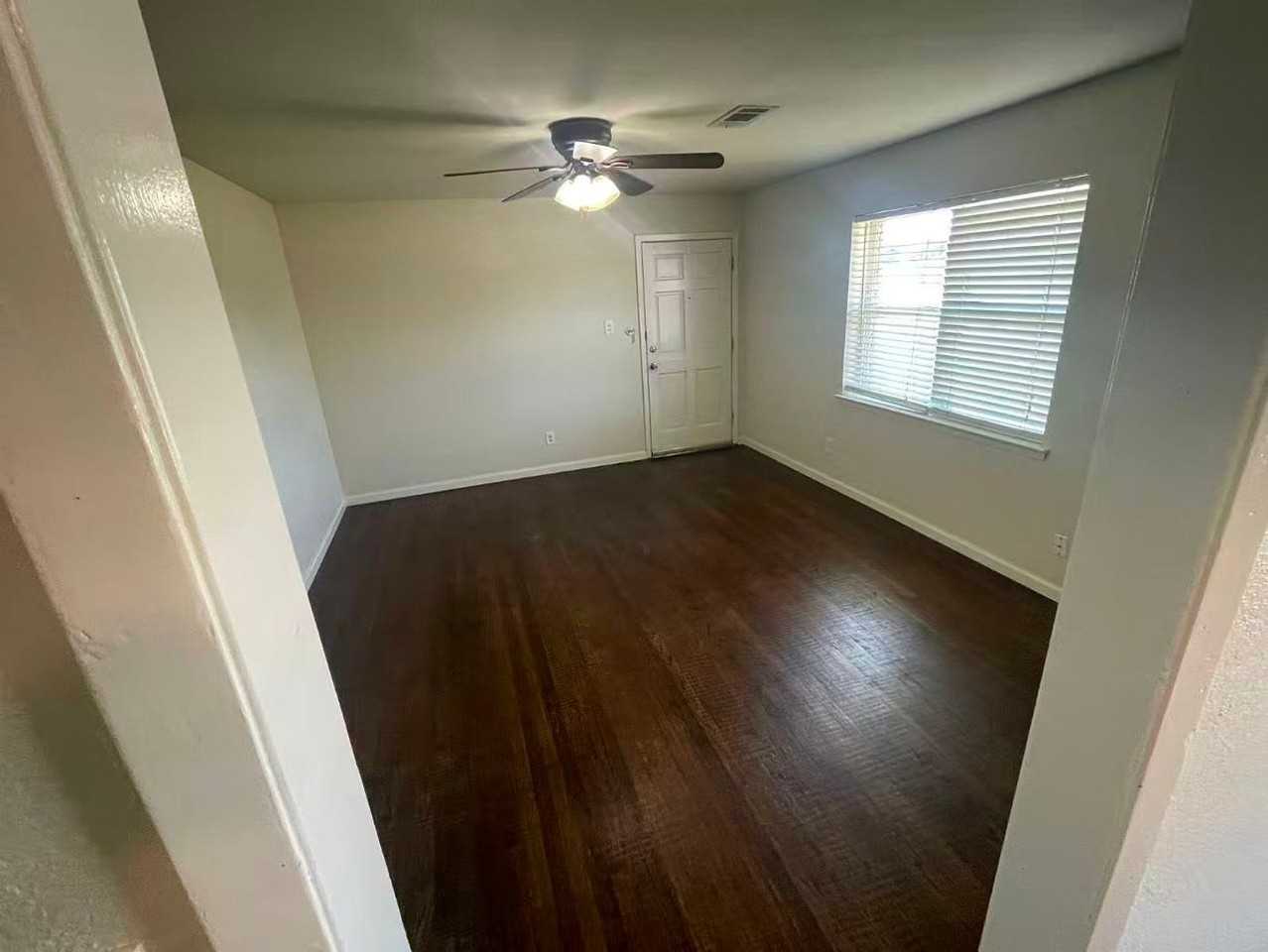 6728 K Ave - Photo 4 of 8