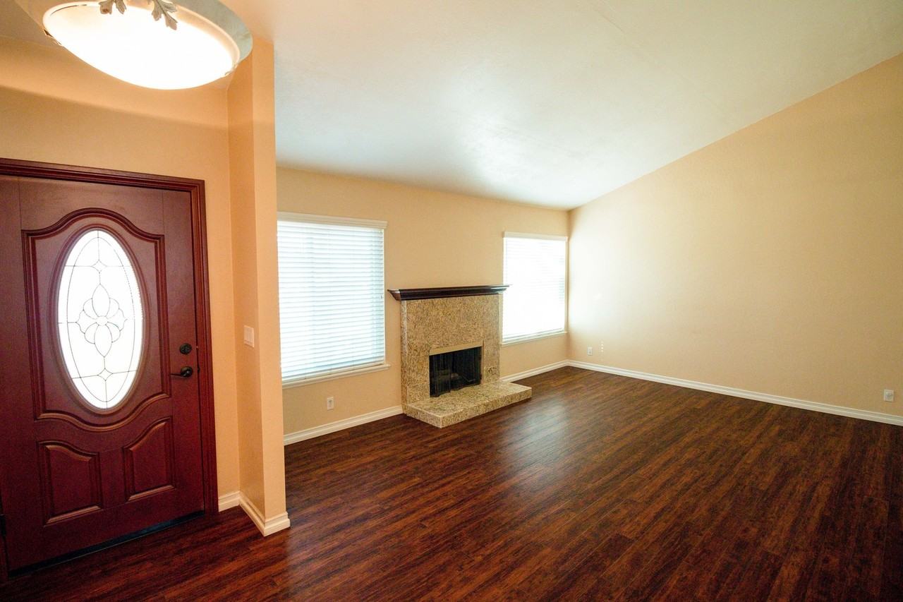 1943 S Belle Ave - Photo 2 of 41