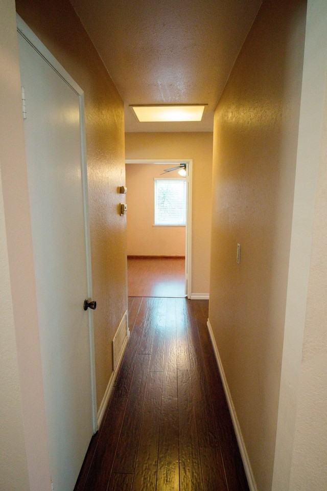1943 S Belle Ave - Photo 5 of 41