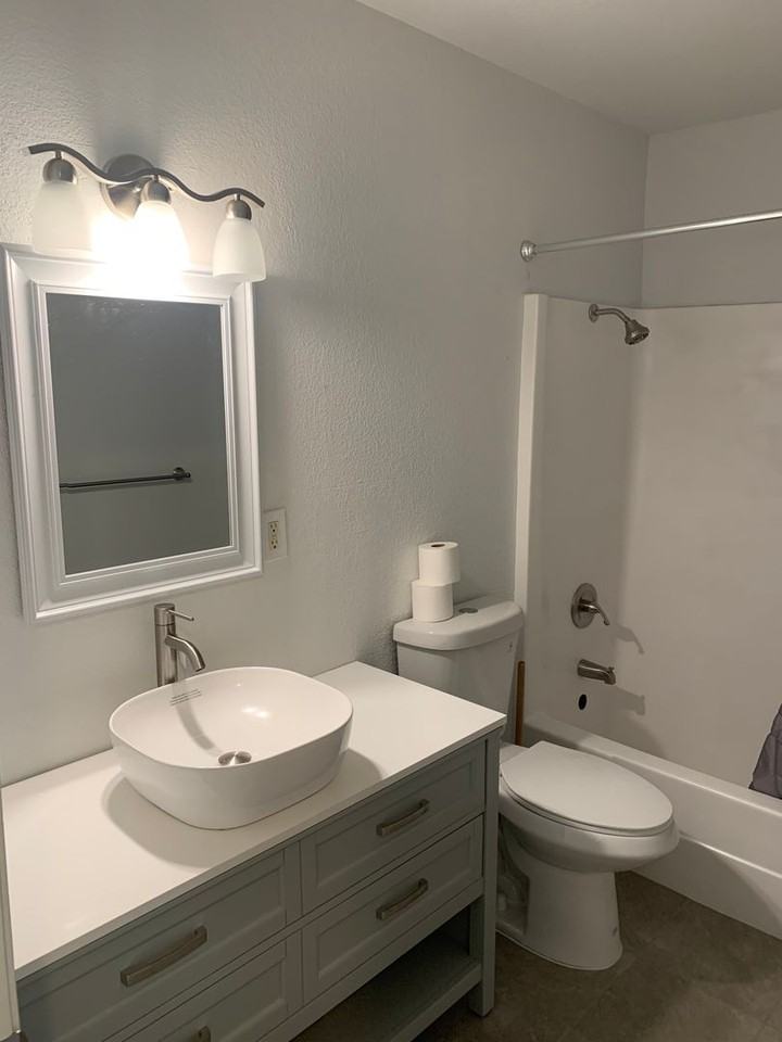 1138 Walnut Glen Ct - Photo 4 of 11