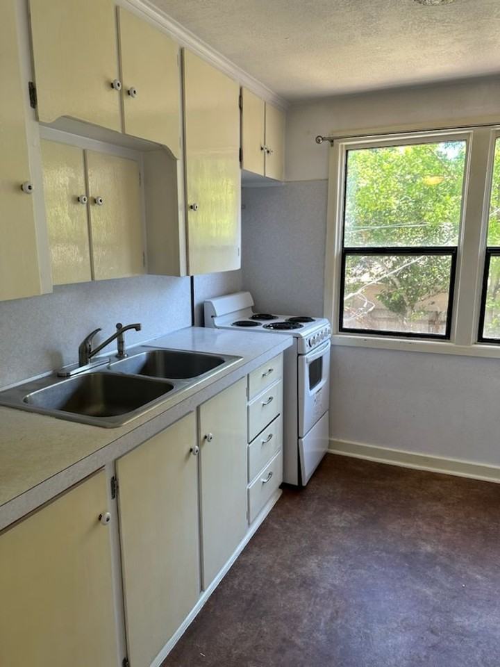1621 1/2 Jefferson St - Photo 2 of 4