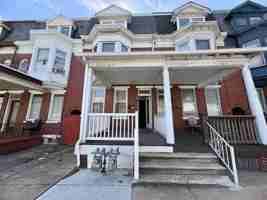 featured image of 118 S Richland Ave