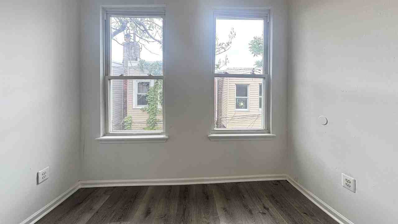 1641 S 53rd St - Photo 7 of 20