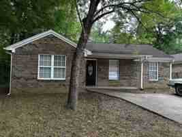 featured image of 2318 Purdy Ave