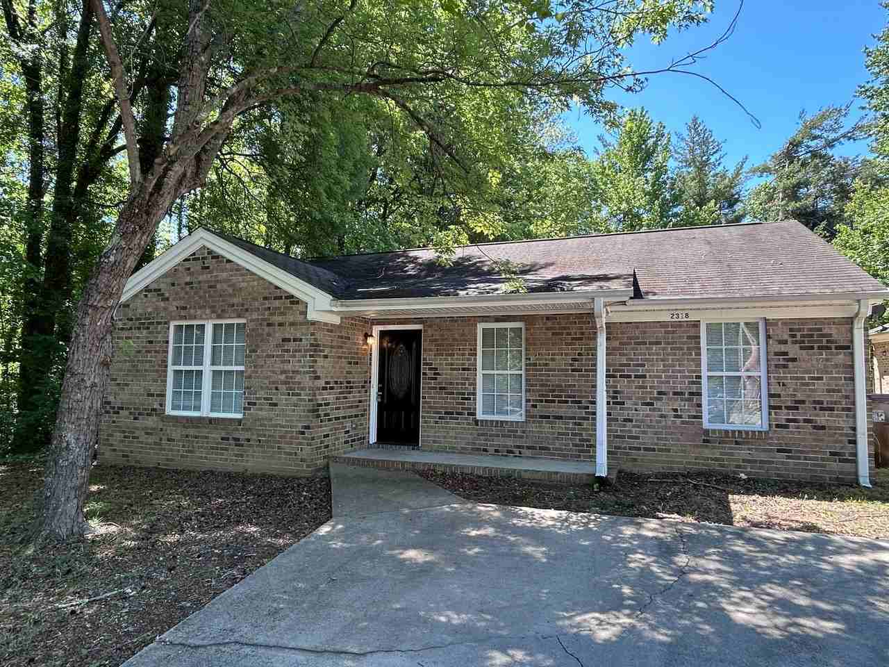 2318 Purdy Ave - Photo 2 of 38