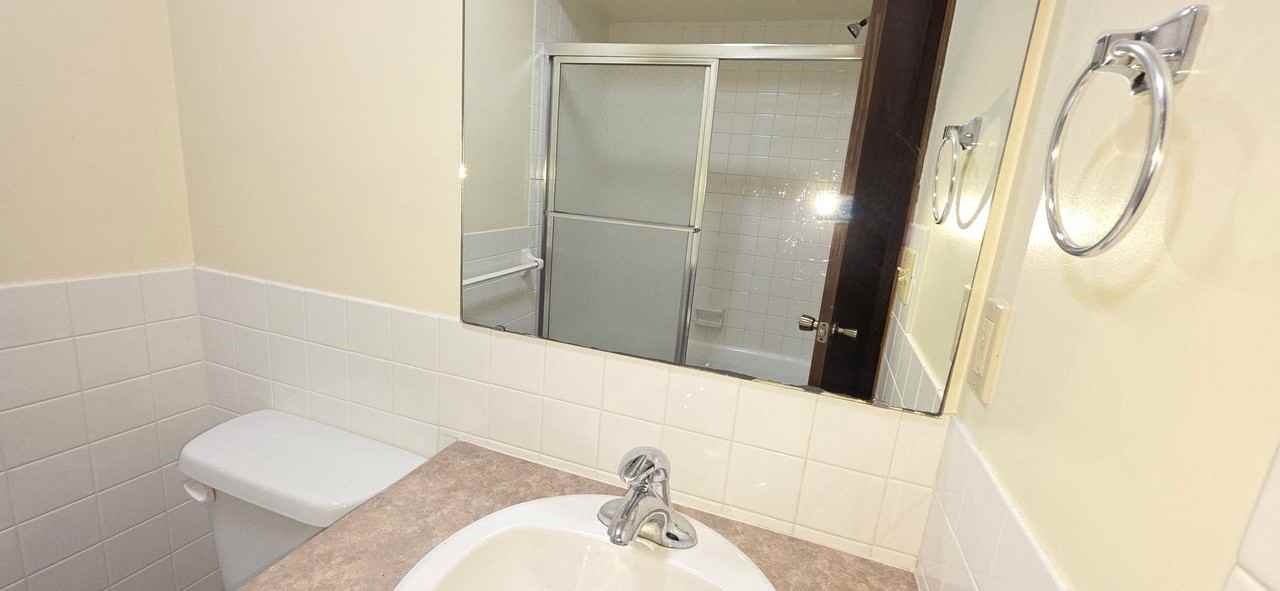2385 S National Ave - Photo 4 of 8