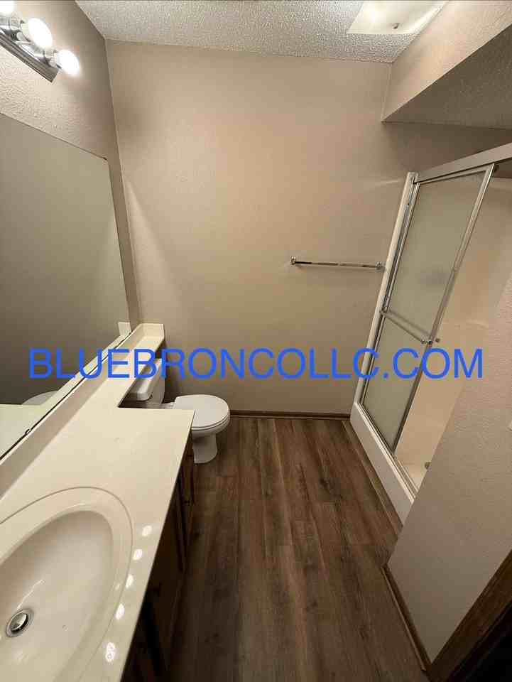 213 N Crest Dr - Photo 6 of 12