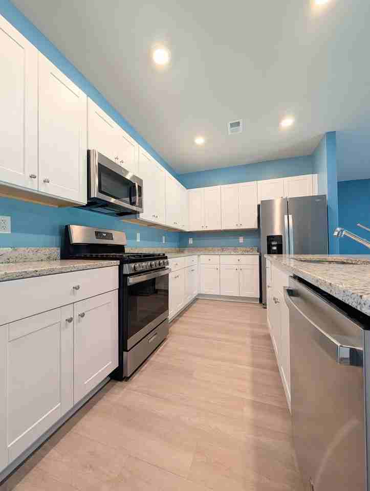 184 Carolina Lakes Blvd - Photo 5 of 38