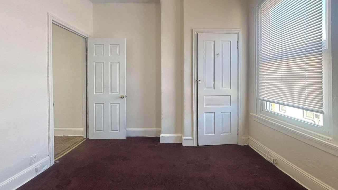 150 W Palmer St - Photo 4 of 13