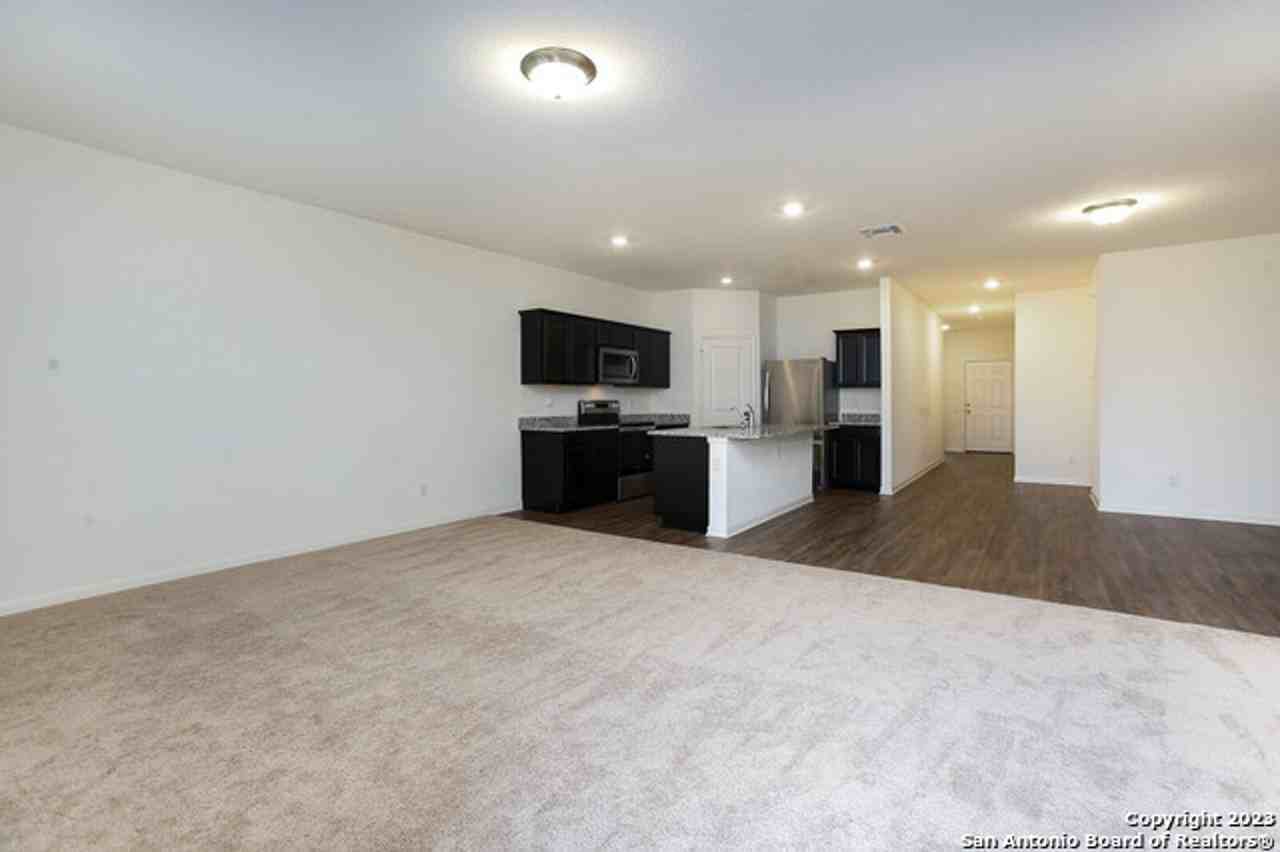 12530 Larissa - Photo 5 of 22