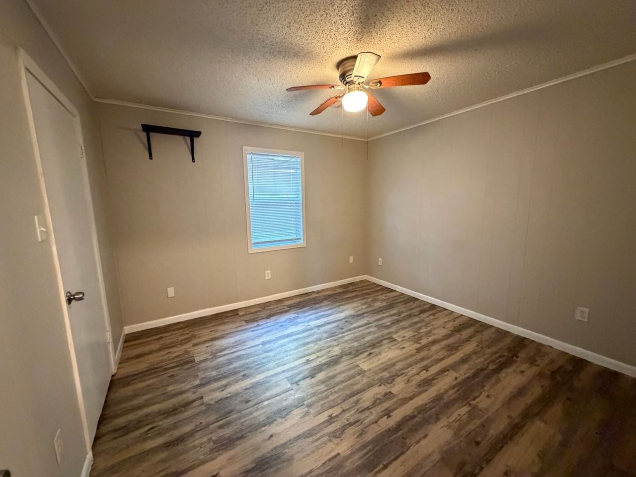 707 Meadowbrook St - Photo 6 of 6