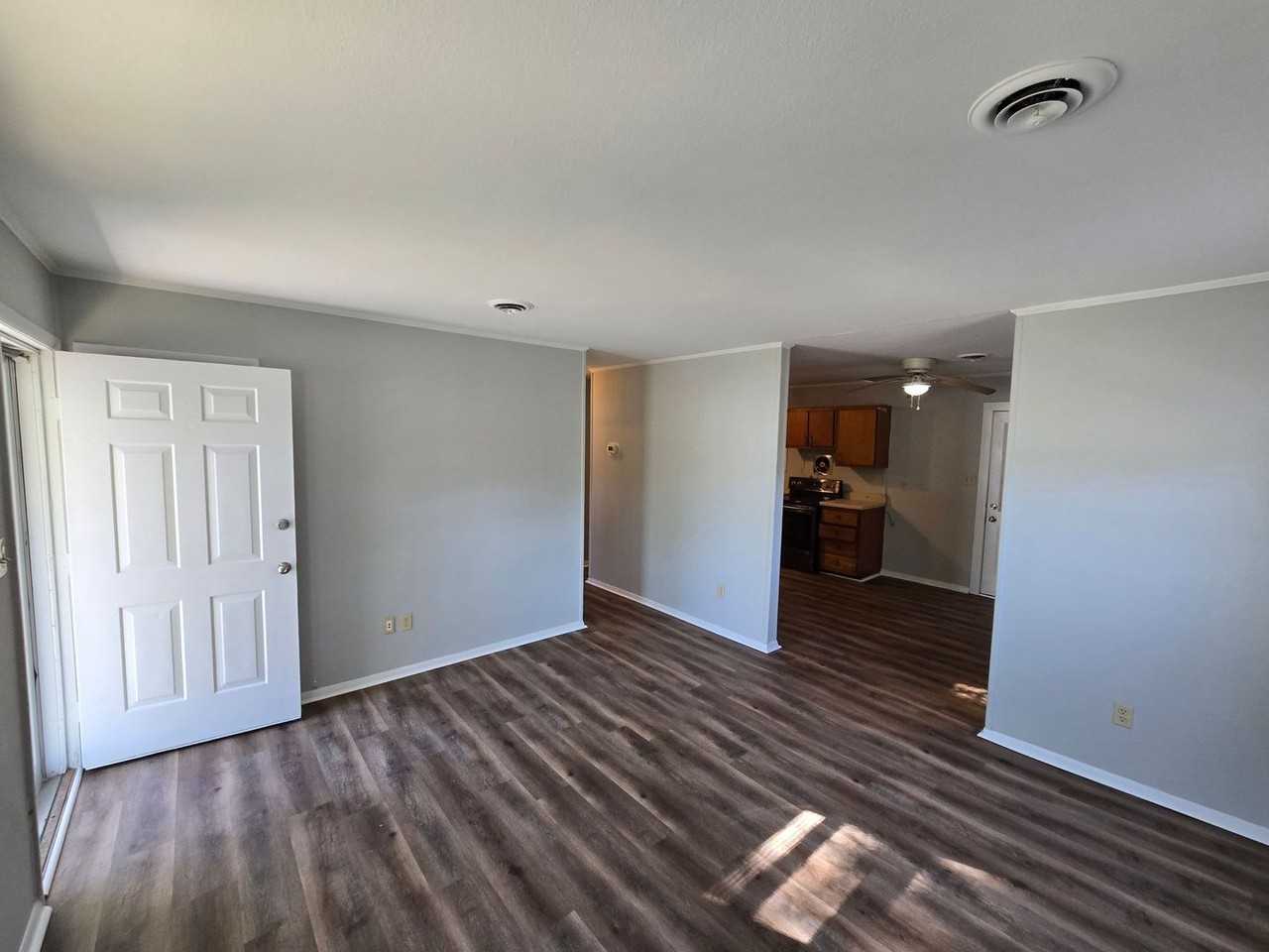 507 Hill Ave - Photo 2 of 6