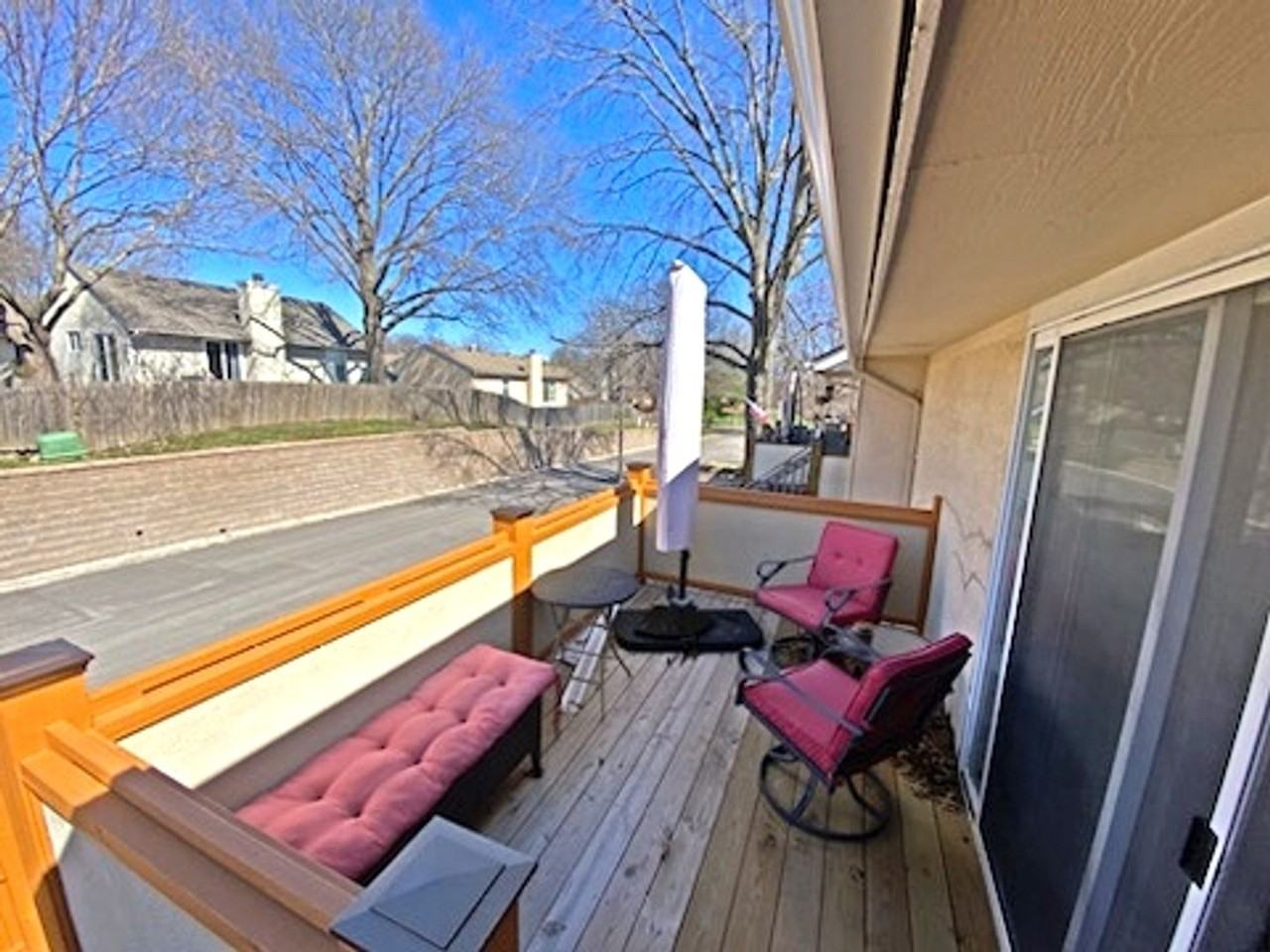 10903 Gillette St - Photo 5 of 26