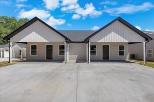 featured image of 2 Arlington Rd
