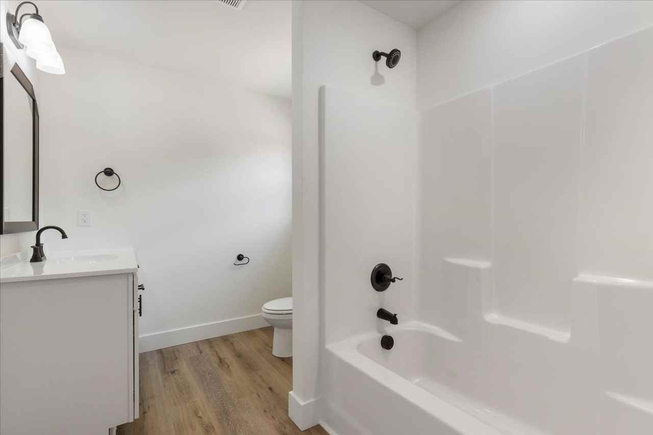 Arlington Townes — Modern 3 - Photo 2 of 33