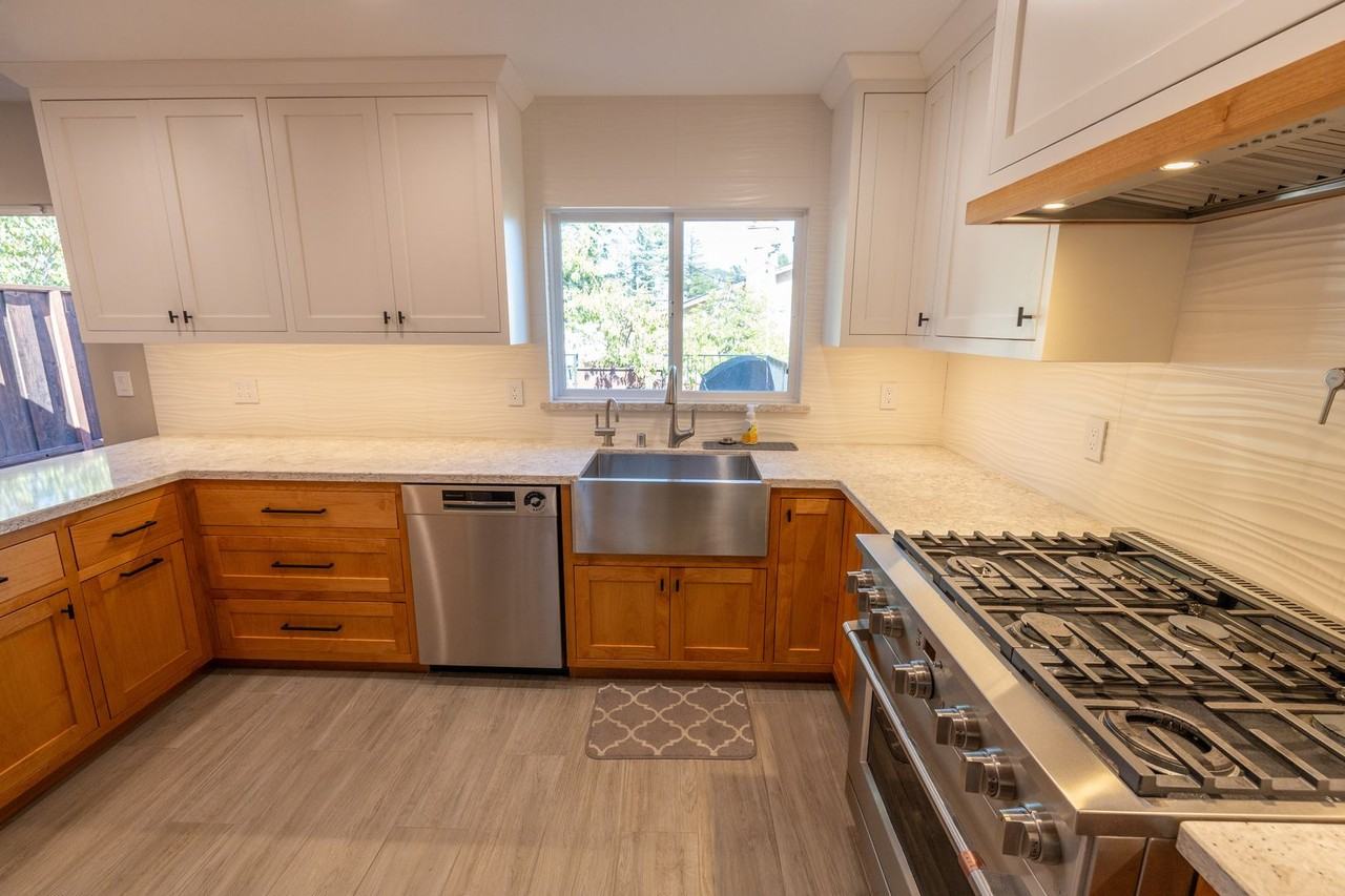 17938 Lamson Rd - Photo 5 of 31