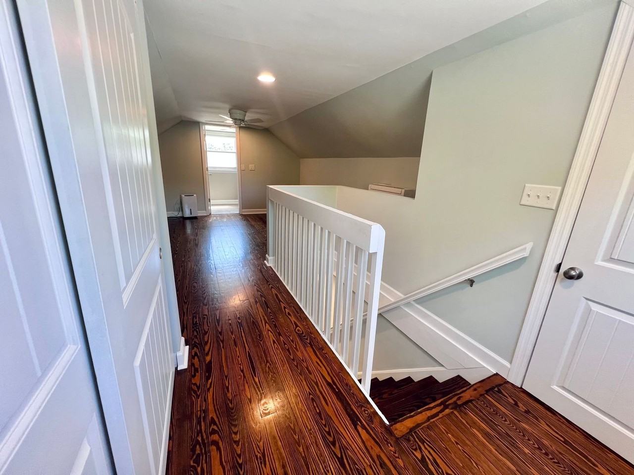 4346 Redmont Ave - Photo 3 of 20