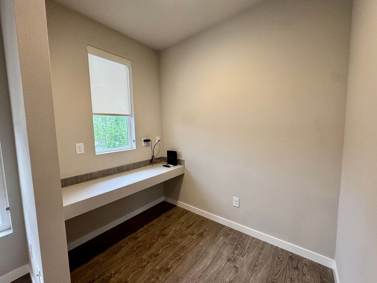 729 112th St Sw #B3 - Photo 6 of 25