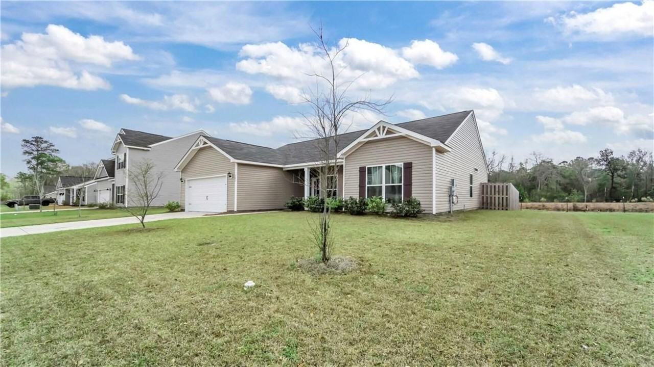182 Gavin Way - Photo 3 of 50