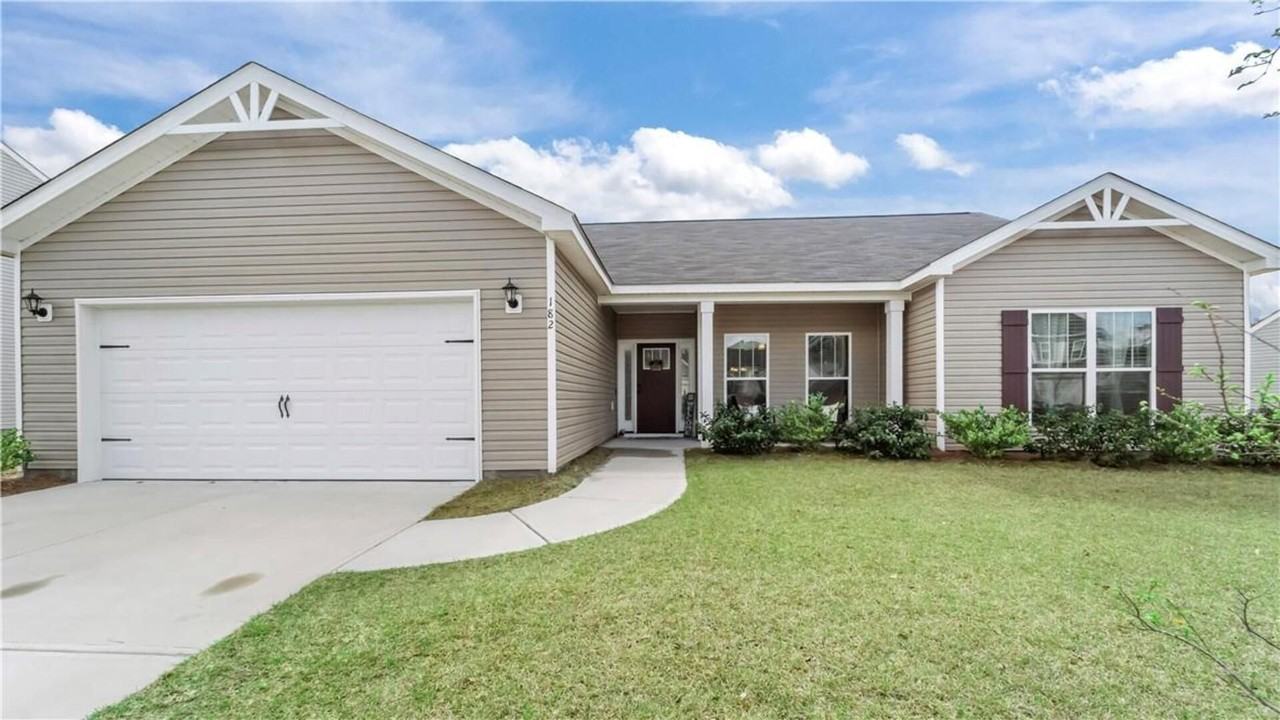 182 Gavin Way - Photo 5 of 50