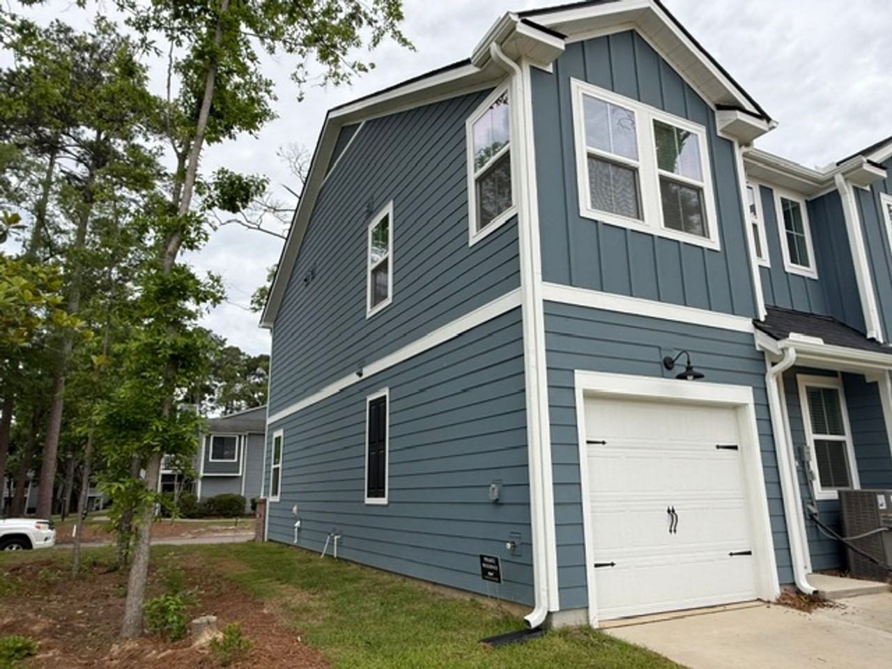 467 Martins Creek Blvd - Photo 4 of 22