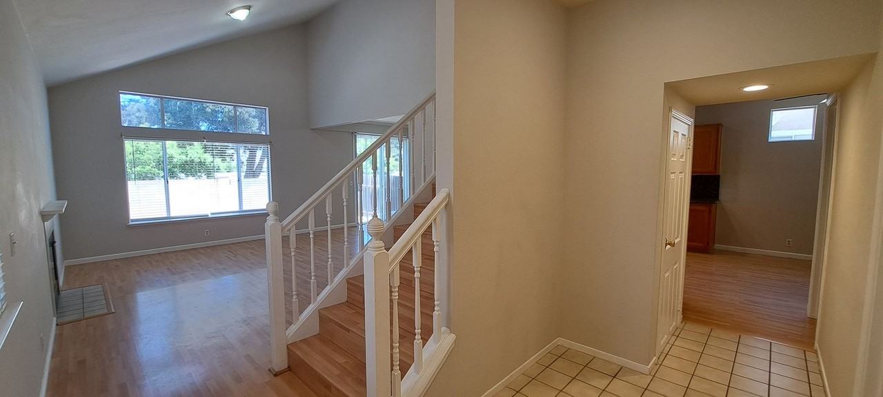 320 Stamper Cir - Photo 2 of 38