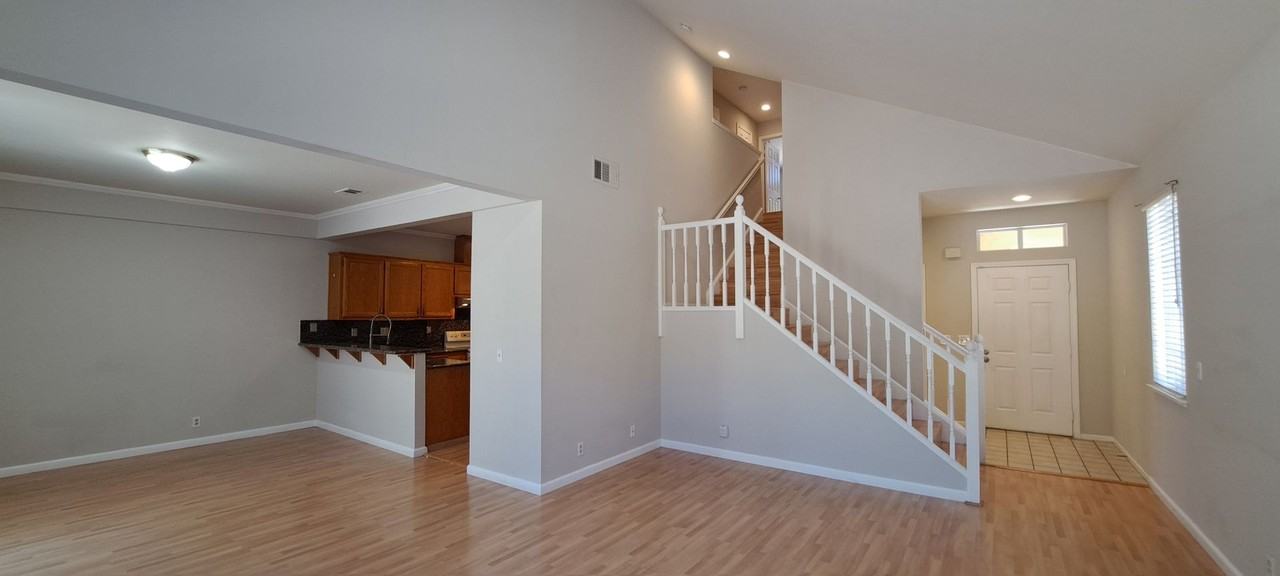 320 Stamper Cir - Photo 6 of 38